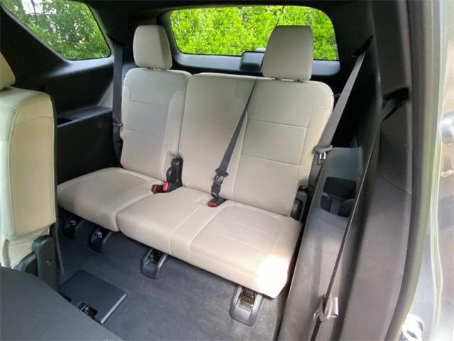 used 2023 Chevrolet Traverse car, priced at $29,864