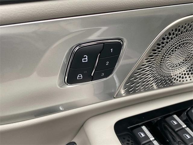 new 2026 Lincoln Nautilus car, priced at $66,701