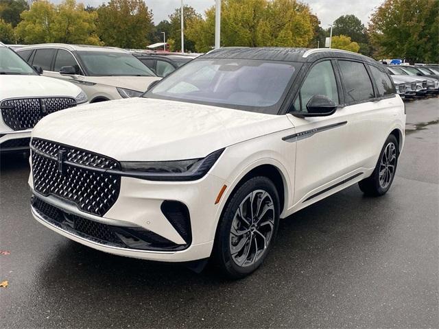 new 2026 Lincoln Nautilus car, priced at $66,701