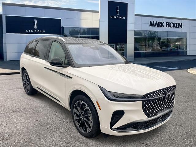 new 2026 Lincoln Nautilus car, priced at $66,701