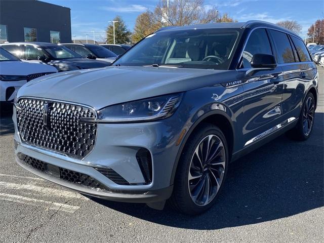 new 2025 Lincoln Aviator car, priced at $73,107