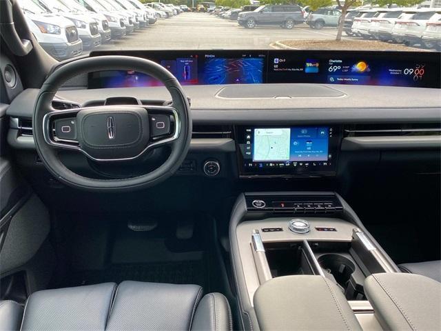 new 2025 Lincoln Navigator L car, priced at $110,043