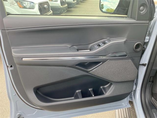 new 2025 Lincoln Navigator L car, priced at $110,043