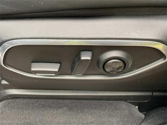 used 2022 Jeep Wagoneer car, priced at $39,712