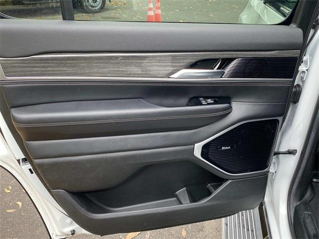 used 2022 Jeep Wagoneer car, priced at $39,712