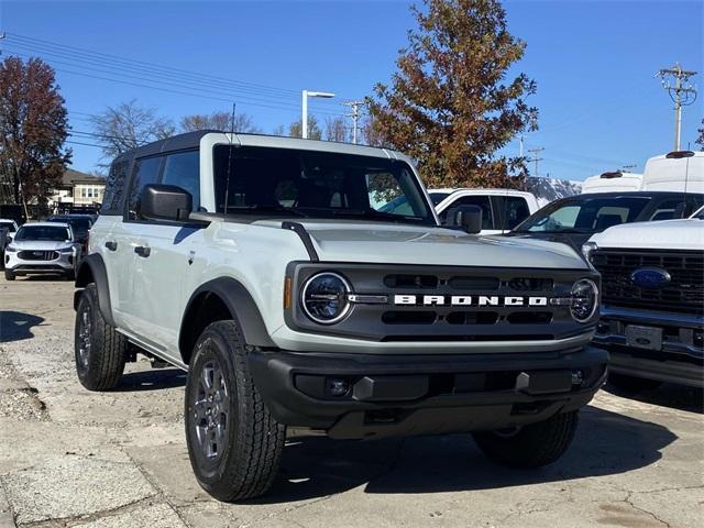 new 2024 Ford Bronco car, priced at $46,316