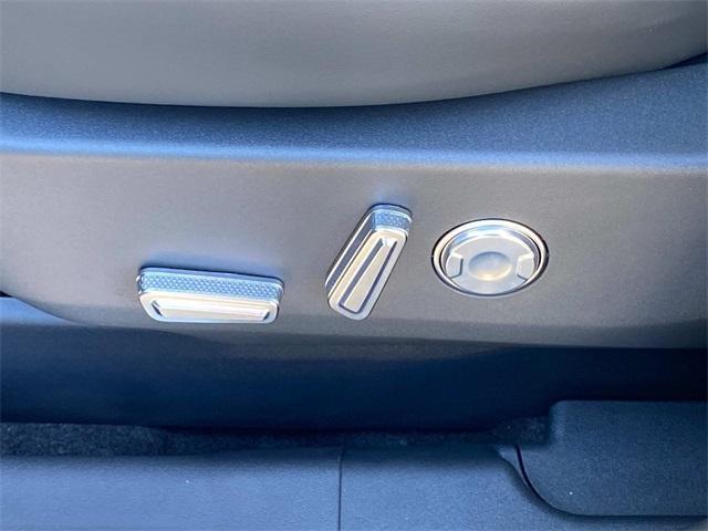 new 2026 Lincoln Nautilus car, priced at $62,424