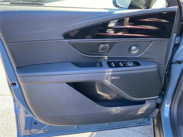 new 2026 Lincoln Nautilus car, priced at $62,424