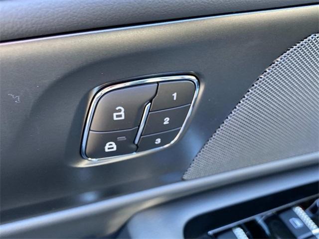 new 2026 Lincoln Nautilus car, priced at $62,424