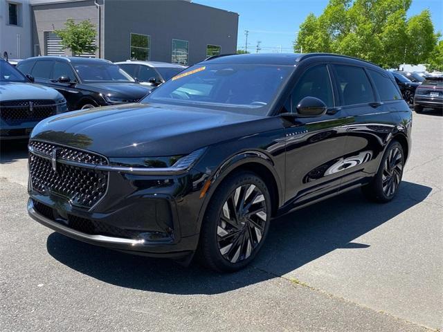 new 2025 Lincoln Nautilus car, priced at $60,520