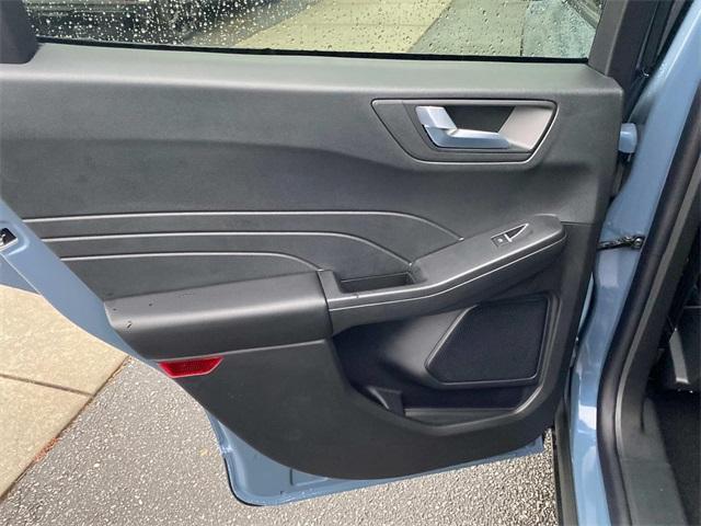 new 2025 Ford Escape car, priced at $29,651