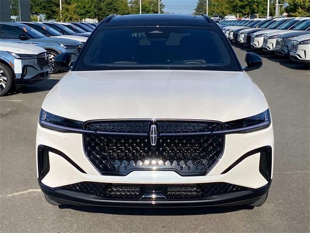 new 2025 Lincoln Nautilus car, priced at $60,264