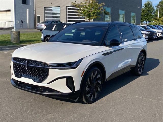 new 2025 Lincoln Nautilus car, priced at $60,264