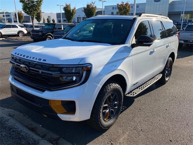 new 2025 Ford Expedition car, priced at $85,315