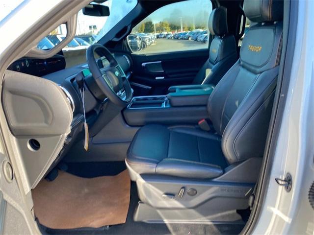 new 2025 Ford Expedition car, priced at $85,315