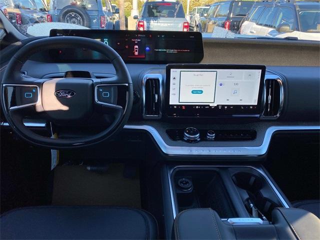 new 2025 Ford Expedition car, priced at $85,315