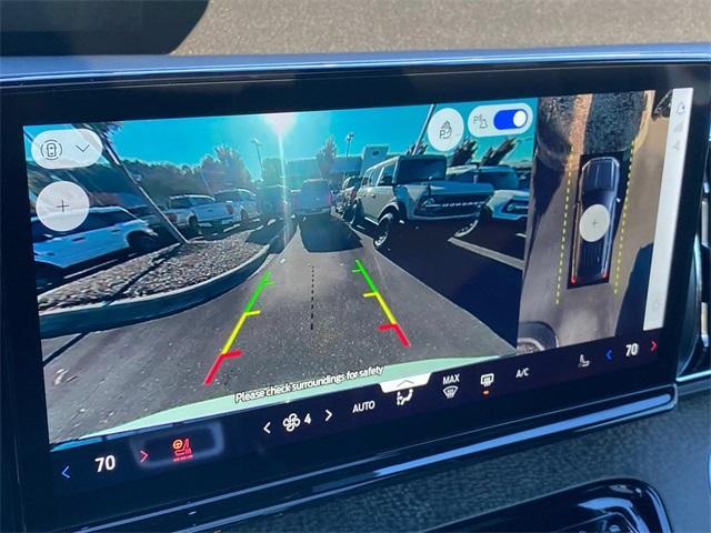 new 2025 Ford Expedition car, priced at $85,315