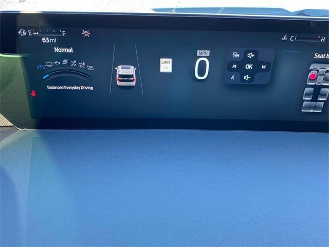 new 2025 Ford Expedition car, priced at $85,315