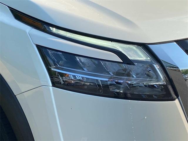 used 2022 Nissan Pathfinder car, priced at $31,682