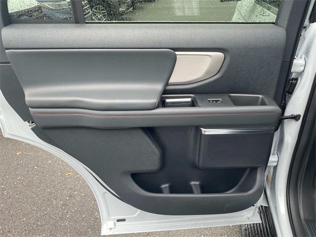 new 2025 Ford Expedition car, priced at $69,720