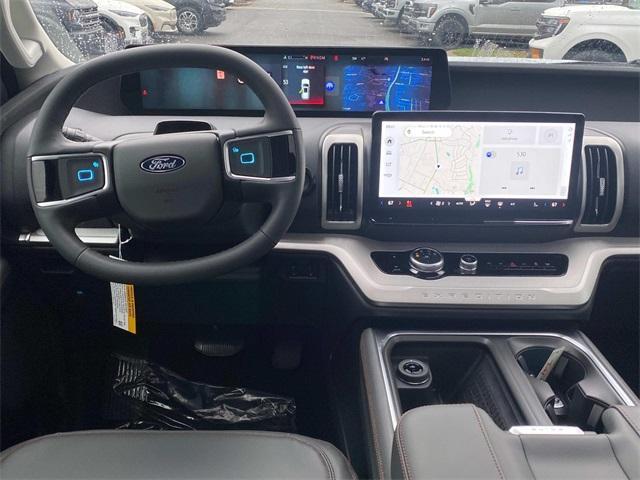 new 2025 Ford Expedition car, priced at $69,720