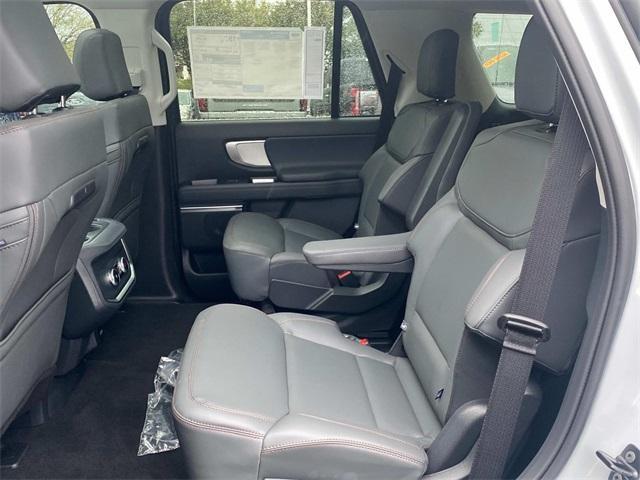 new 2025 Ford Expedition car, priced at $69,720