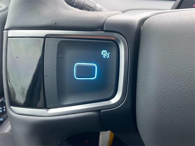 new 2025 Ford Expedition car, priced at $69,720