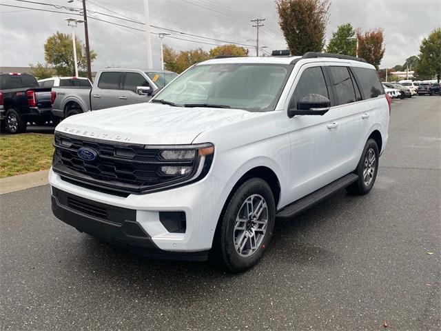 new 2025 Ford Expedition car, priced at $69,720