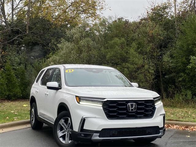 used 2023 Honda Pilot car, priced at $38,817