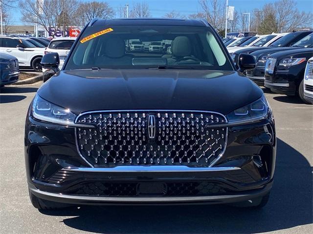 new 2025 Lincoln Aviator car, priced at $70,364