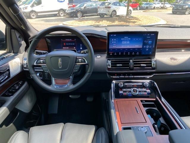 new 2024 Lincoln Navigator L car, priced at $100,725