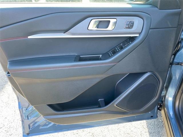 new 2025 Ford Explorer car, priced at $44,268