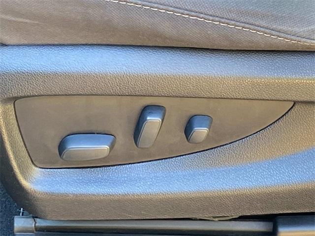 used 2019 GMC Yukon car, priced at $24,224