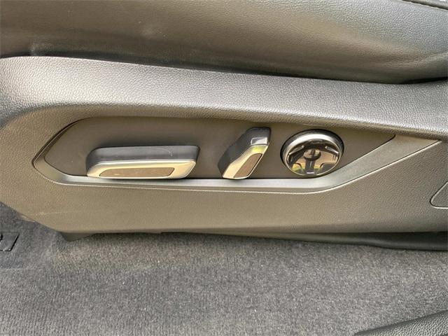 used 2022 Acura MDX car, priced at $36,434