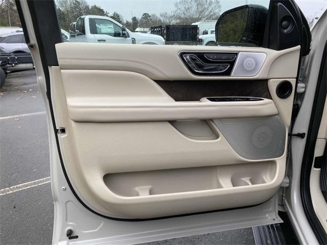 used 2019 Lincoln Navigator L car, priced at $34,978