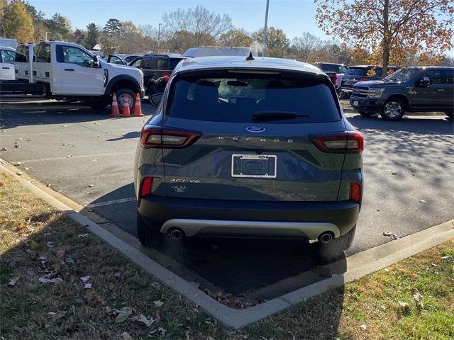 new 2025 Ford Escape car, priced at $27,804