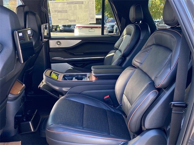 new 2025 Lincoln Navigator L car, priced at $122,835