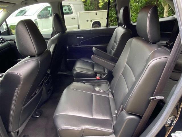 used 2022 Honda Pilot car, priced at $34,829