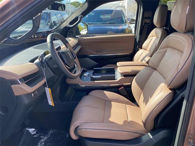 new 2025 Lincoln Navigator car, priced at $119,835
