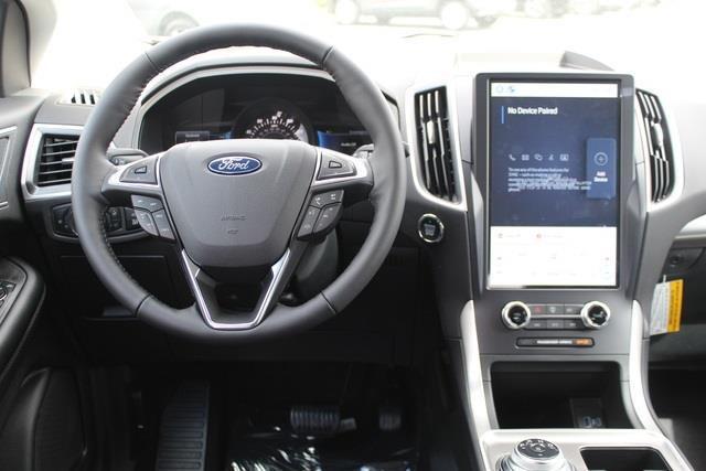 new 2024 Ford Edge car, priced at $32,590