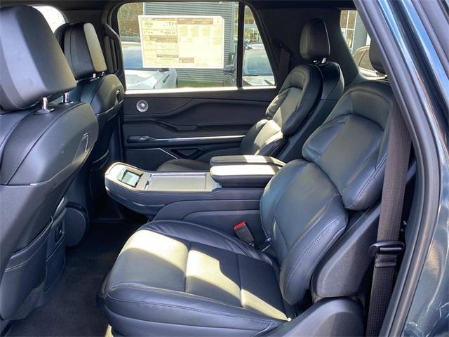 new 2025 Lincoln Navigator L car, priced at $111,575