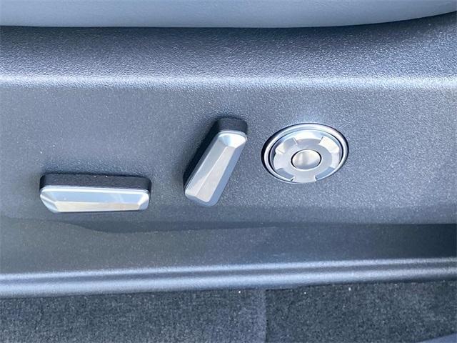 new 2025 Lincoln Navigator L car, priced at $111,575