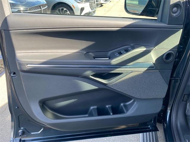 new 2025 Lincoln Navigator L car, priced at $111,575