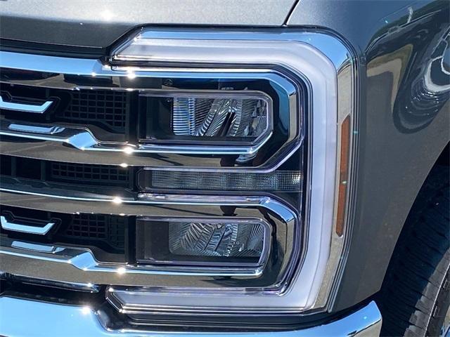 new 2025 Ford F-250 car, priced at $78,286