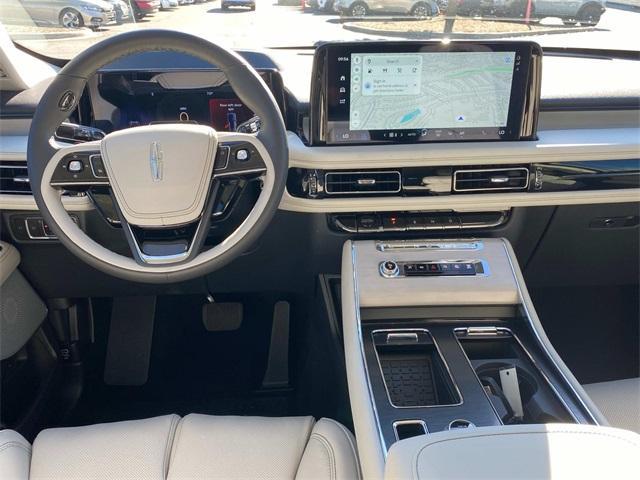 new 2025 Lincoln Aviator car, priced at $70,543