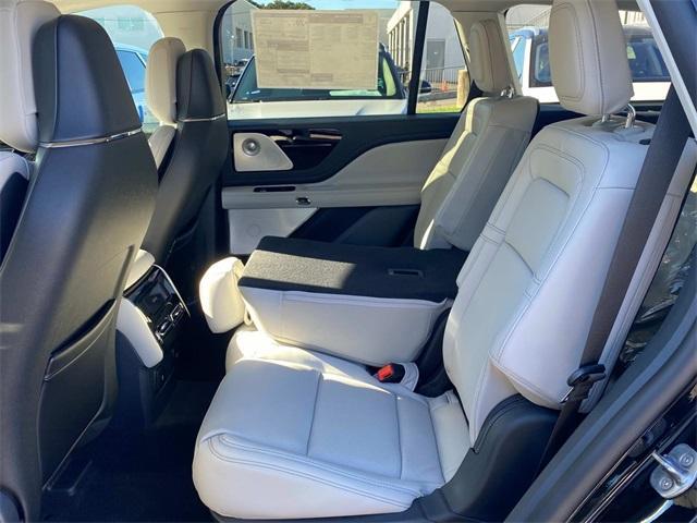 new 2025 Lincoln Aviator car, priced at $70,543