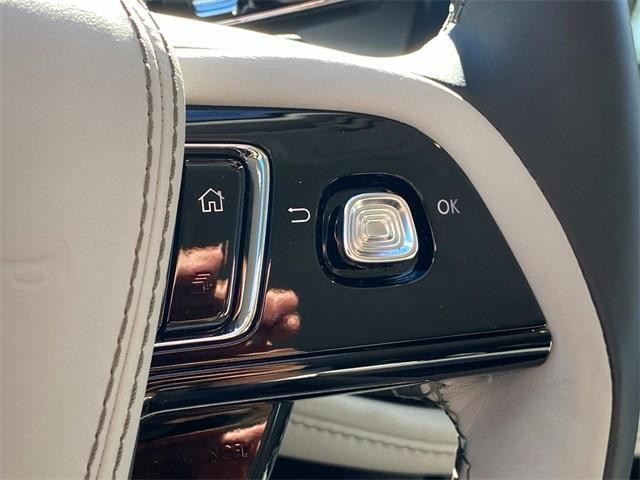 new 2025 Lincoln Aviator car, priced at $70,543