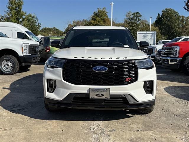 new 2025 Ford Explorer car, priced at $57,916