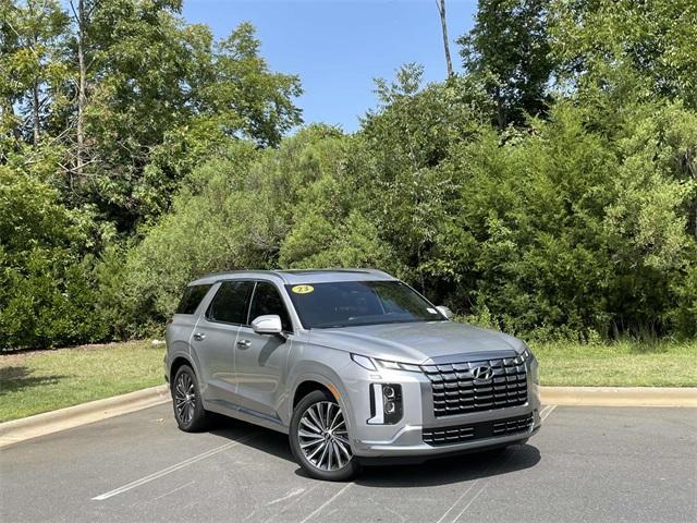 used 2023 Hyundai Palisade car, priced at $44,612