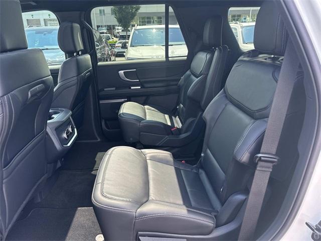 new 2025 Ford Expedition car, priced at $80,990